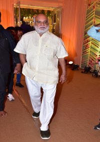 director gunasekhars daughterwedding photo3